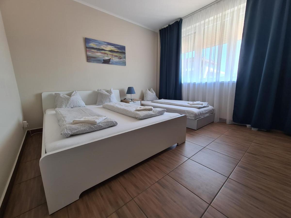 Surman Apartmanok Siofok Exterior photo